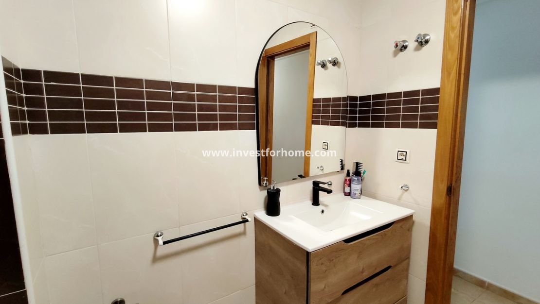 Sale - Apartment - Torrevieja - Costa Blanca