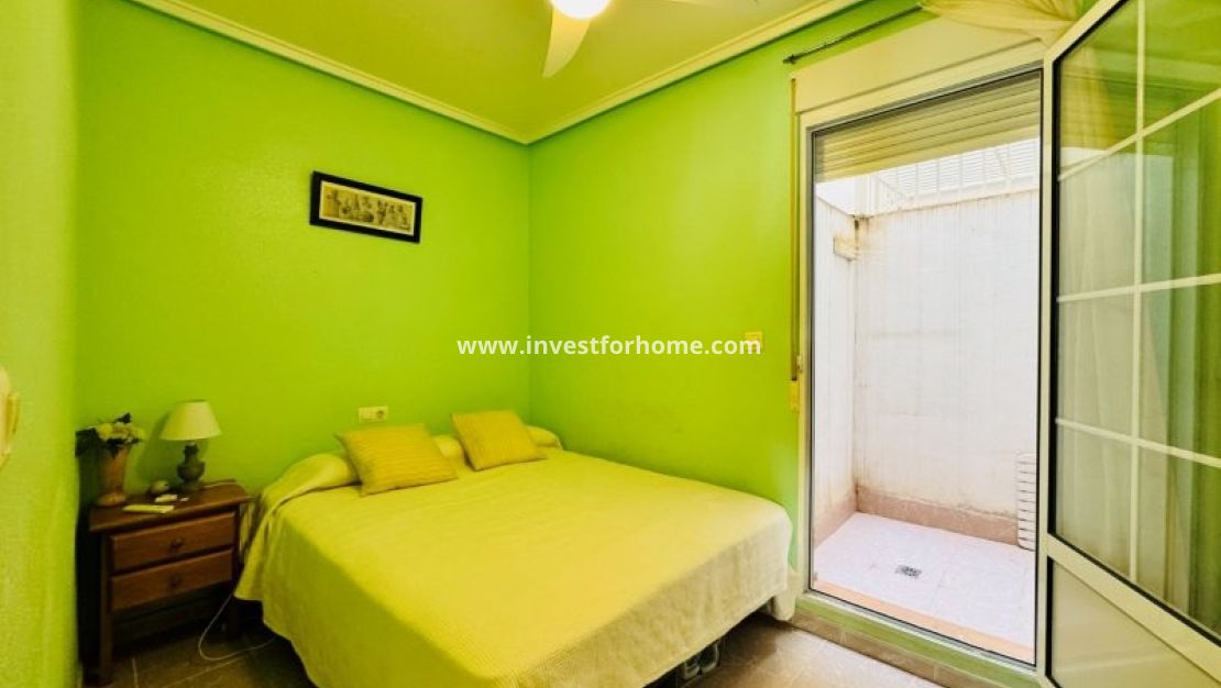 Sale - Apartment - Torrevieja - Costa Blanca