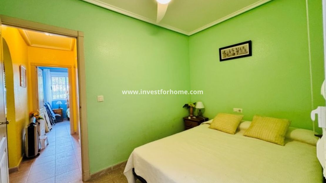 Sale - Apartment - Torrevieja - Costa Blanca