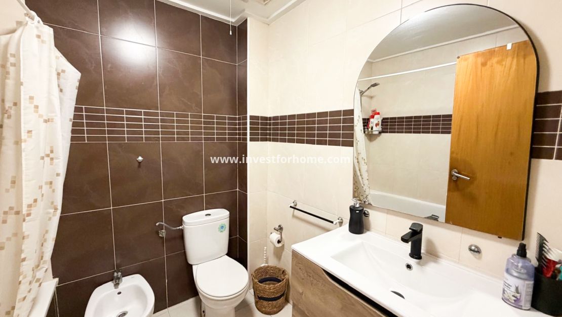 Sale - Apartment - Torrevieja - Costa Blanca