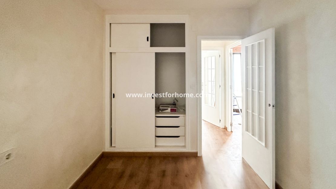 Sale - Apartment - Torrevieja - Costa Blanca