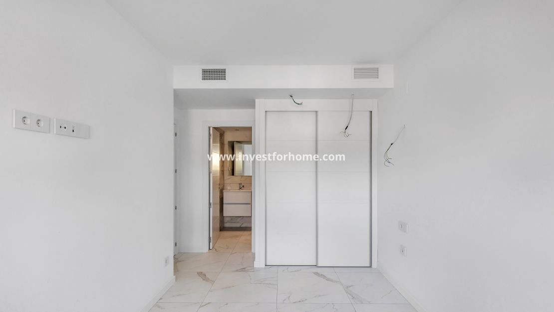Sale - Apartment - Torrevieja - Costa Blanca