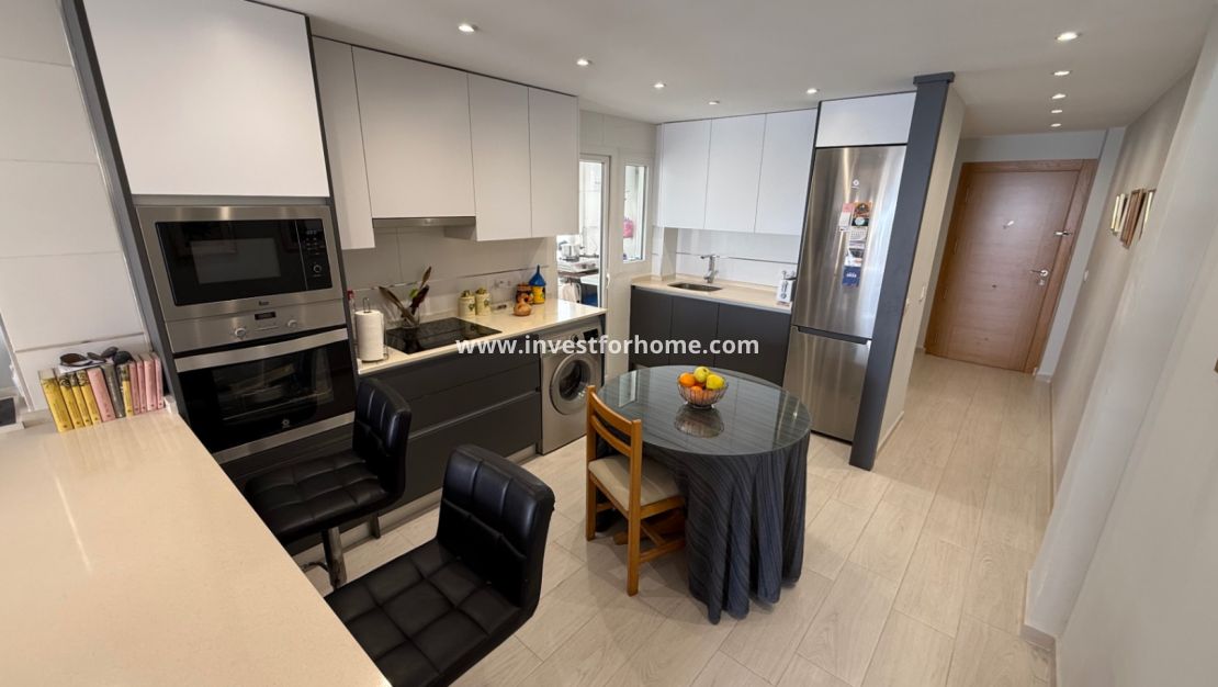 Sale - Apartment - Torrevieja - Costa Blanca
