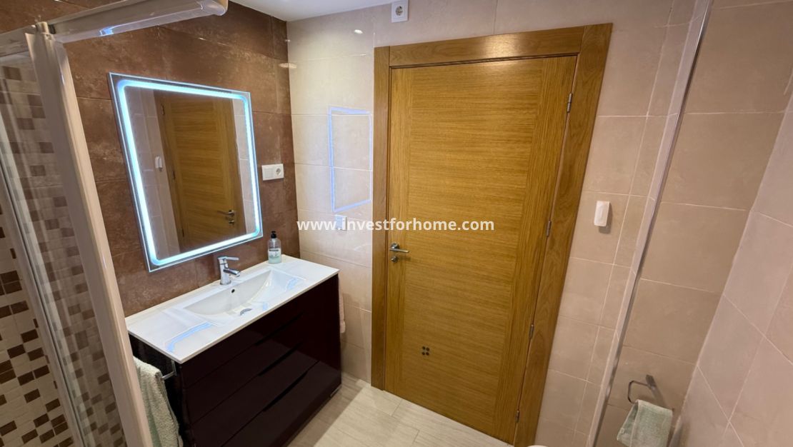 Sale - Apartment - Torrevieja - Costa Blanca