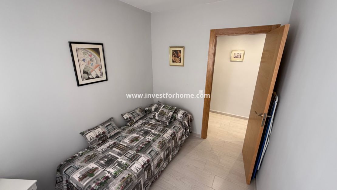 Sale - Apartment - Torrevieja - Costa Blanca