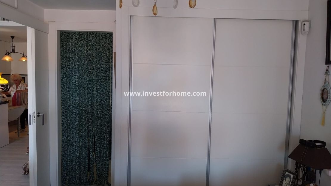 Sale - Apartment - Torrevieja - Costa Blanca