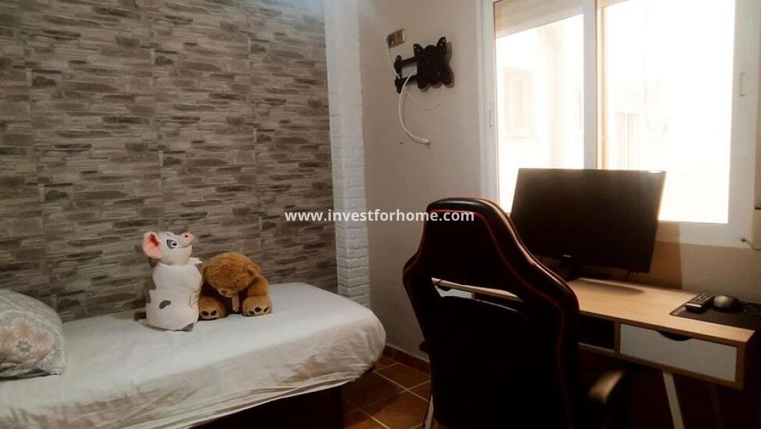 Sale - Apartment - Torrevieja - DOWNTOWN