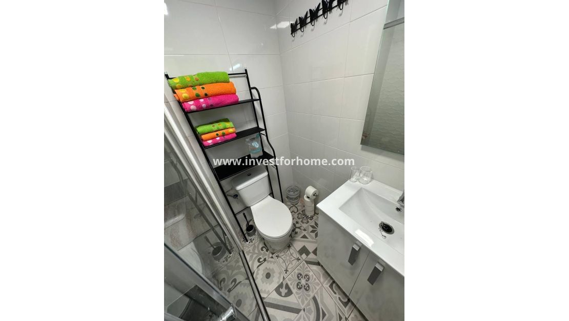 Sale - Apartment - Torrevieja - El Acequión - Los Náufragos