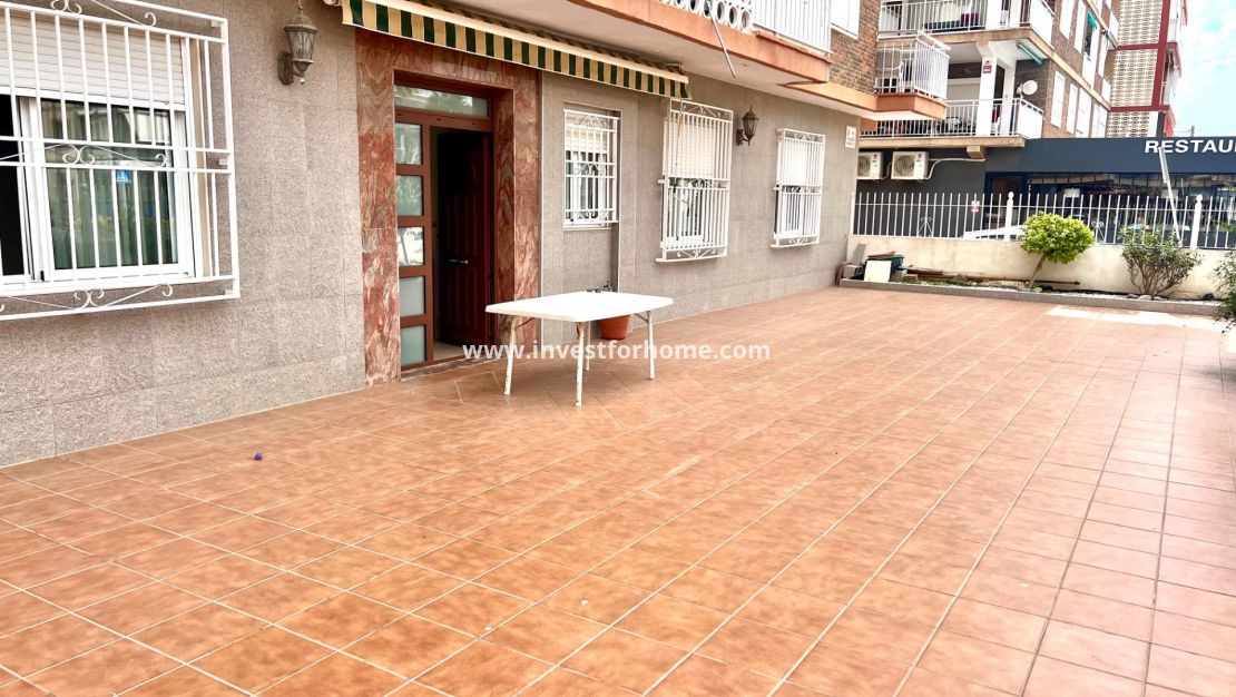 Sale - Apartment - Torrevieja - El Acequión - Los Náufragos