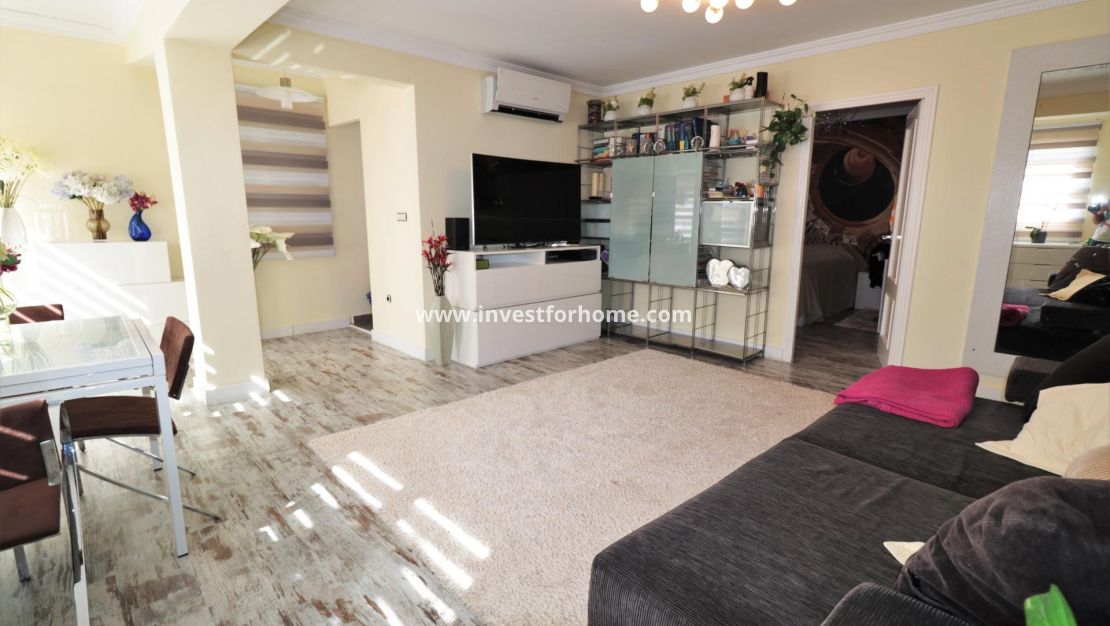 Sale - Apartment - Torrevieja - El Acequión - Los Náufragos