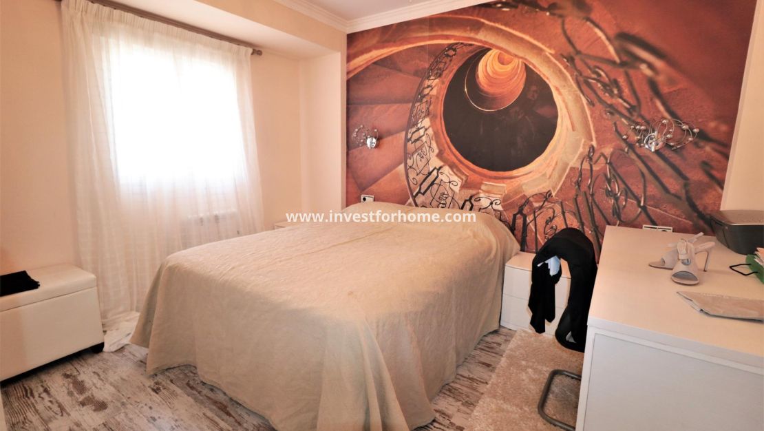 Sale - Apartment - Torrevieja - El Acequión - Los Náufragos