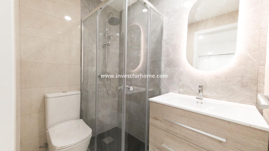 Sale - Apartment - Torrevieja - El Acequión - Los Náufragos