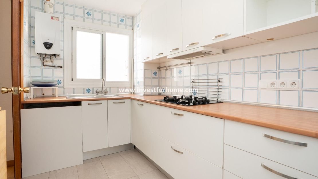 Sale - Apartment - Torrevieja - El Acequión - Los Náufragos