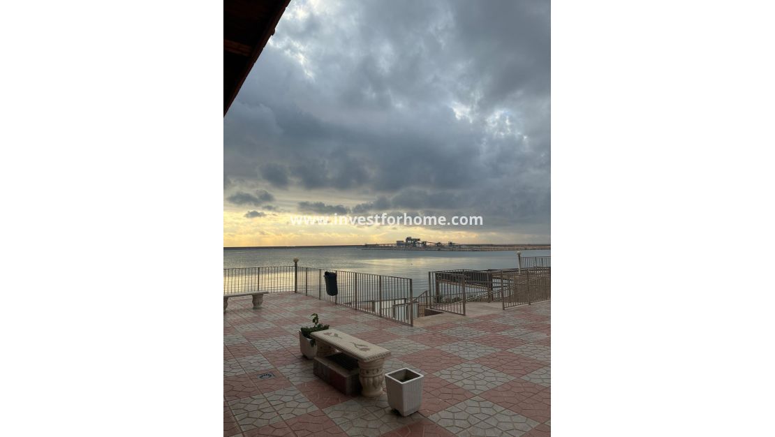 Sale - Apartment - Torrevieja - El Acequión - Los Náufragos