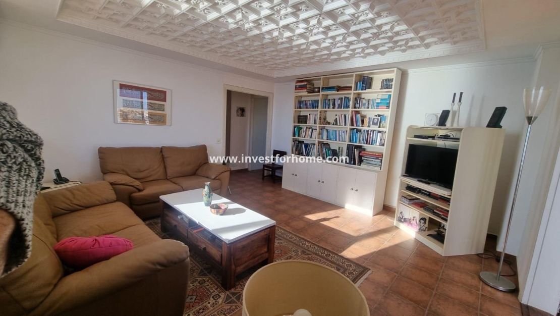 Sale - Apartment - Torrevieja - El Acequión - Los Náufragos