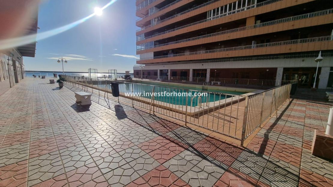 Sale - Apartment - Torrevieja - El Acequión - Los Náufragos