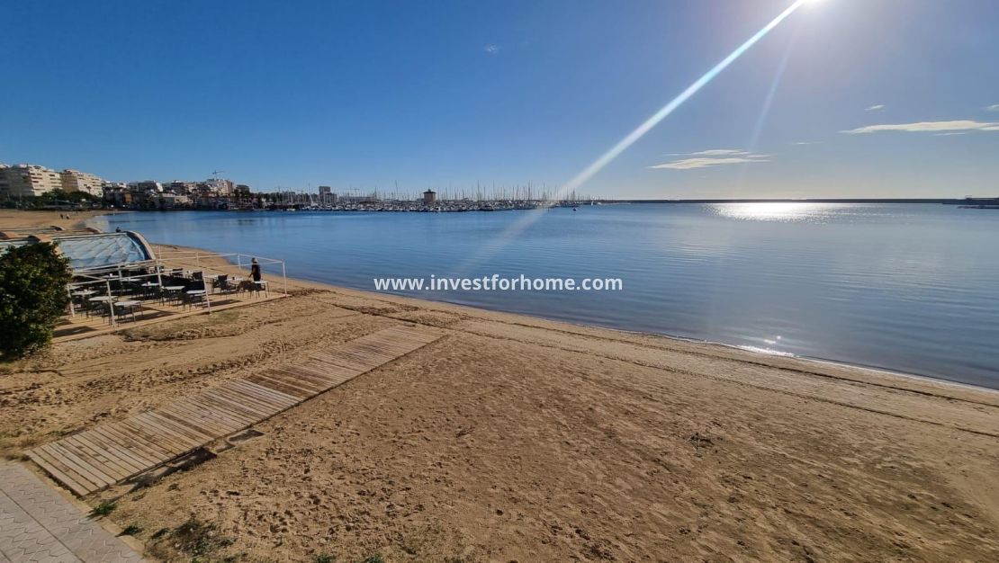 Sale - Apartment - Torrevieja - El Acequión - Los Náufragos