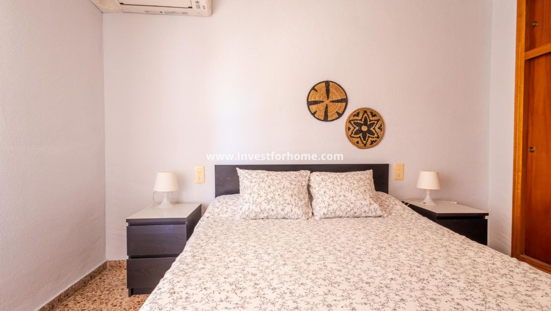Sale - Apartment - Torrevieja - El Acequión - Los Náufragos