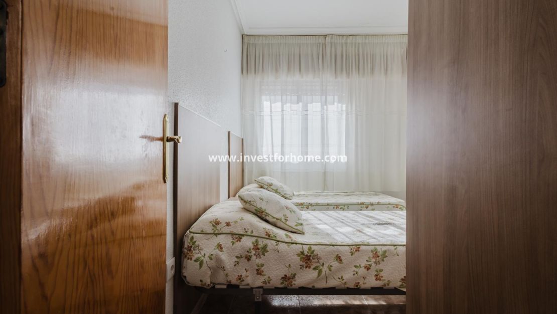 Sale - Apartment - Torrevieja - El Acequión - Los Náufragos