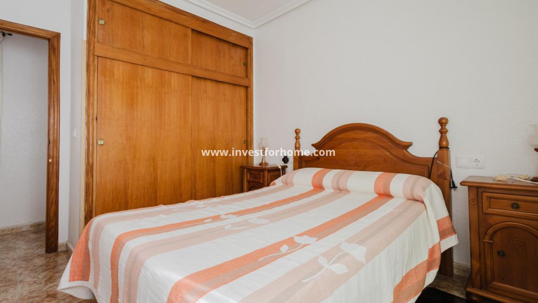 Sale - Apartment - Torrevieja - El Acequión - Los Náufragos