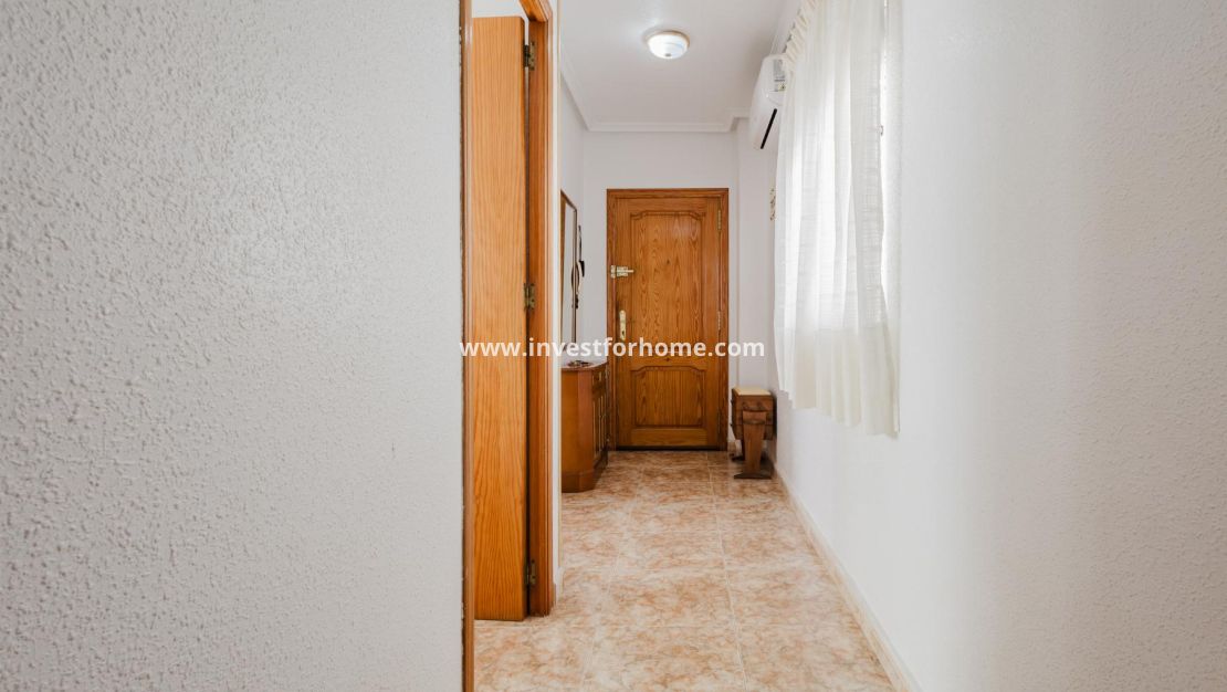 Sale - Apartment - Torrevieja - El Acequión - Los Náufragos