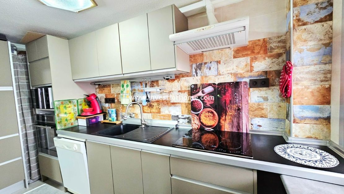 Sale - Apartment - Torrevieja - El Acequión - Los Náufragos