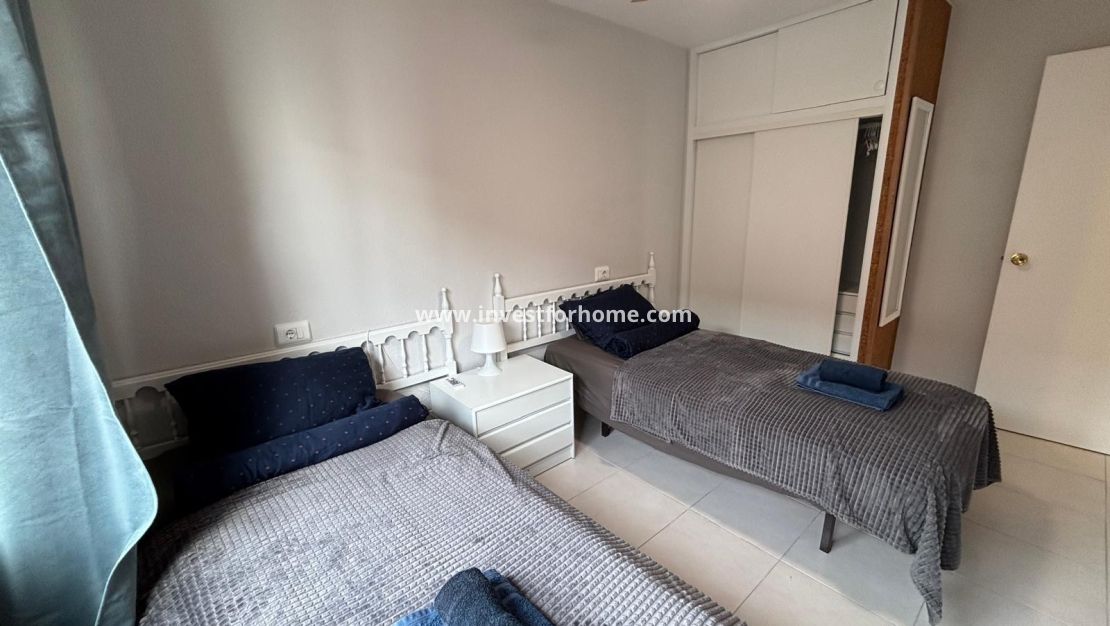 Sale - Apartment - Torrevieja - El Acequión - Los Náufragos