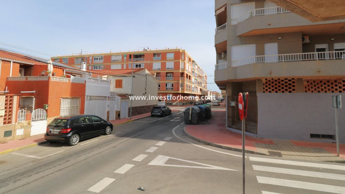 Sale - Apartment - Torrevieja - El Acequión - Los Náufragos