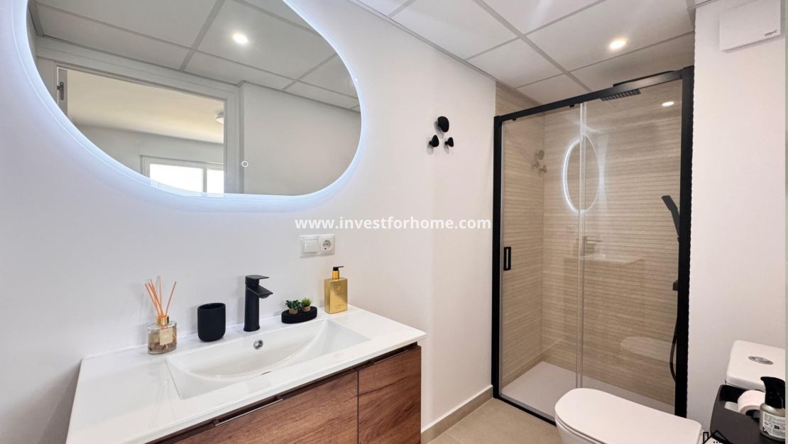 Sale - Apartment - Torrevieja - El Acequión - Los Náufragos