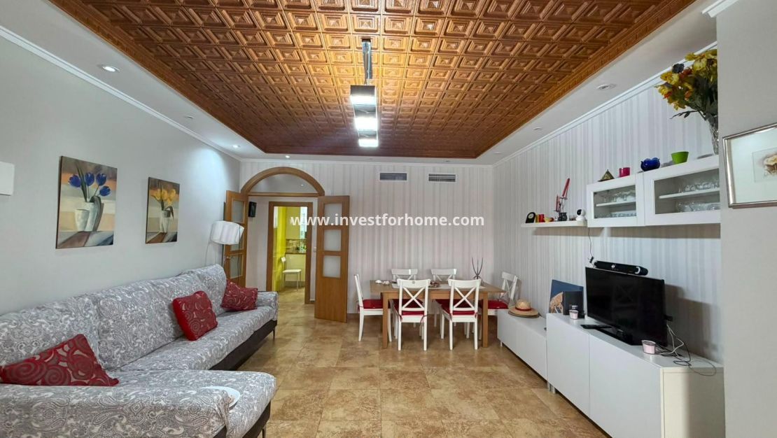 Sale - Apartment - Torrevieja - El Acequión - Los Náufragos