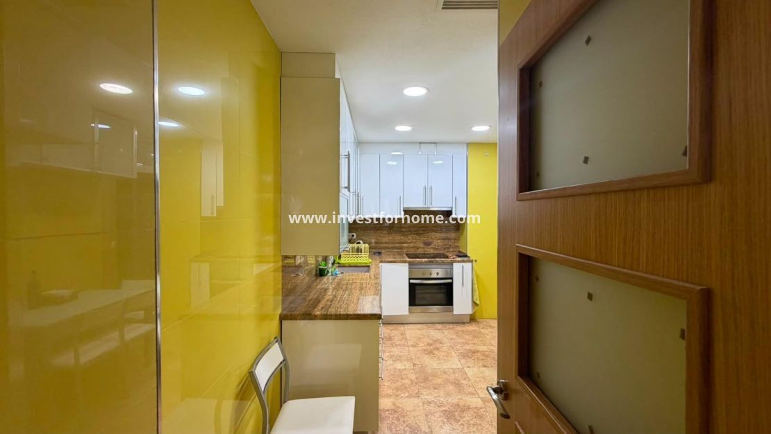 Sale - Apartment - Torrevieja - El Acequión - Los Náufragos