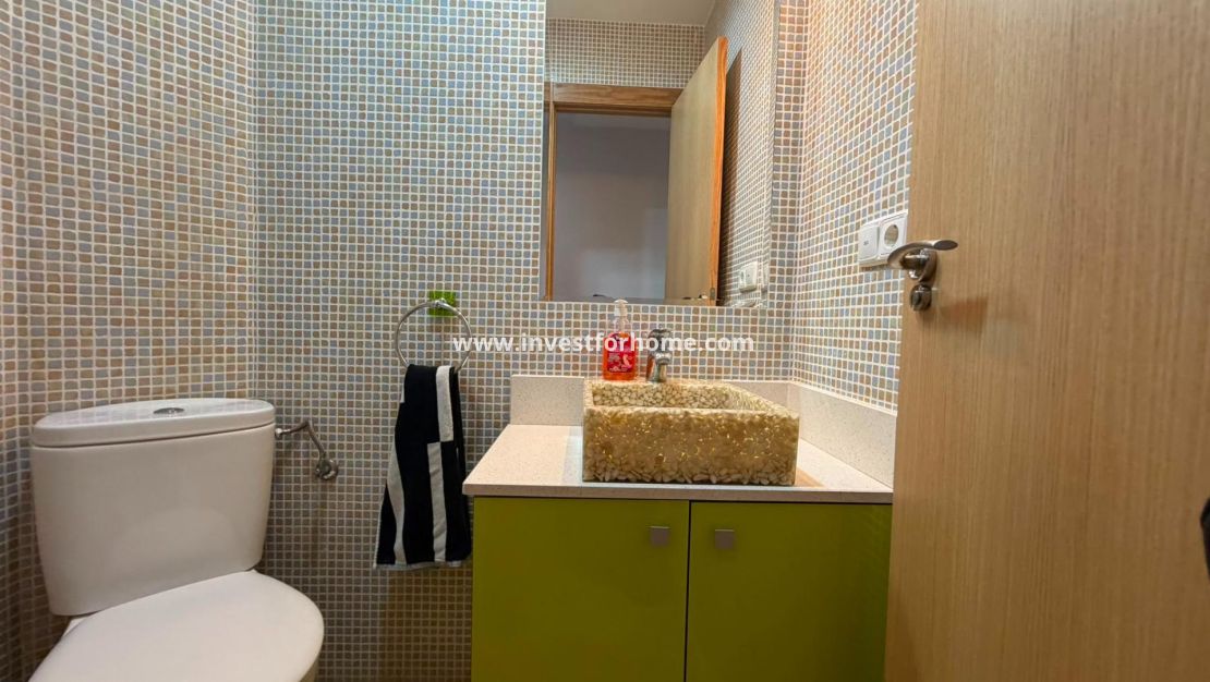 Sale - Apartment - Torrevieja - El Acequión - Los Náufragos
