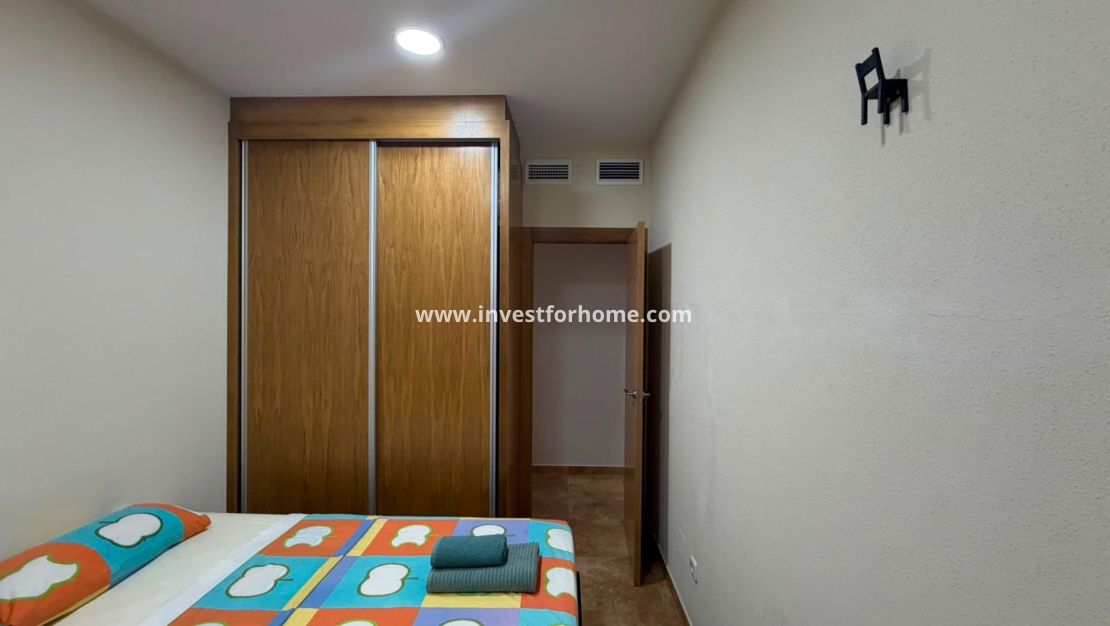 Sale - Apartment - Torrevieja - El Acequión - Los Náufragos
