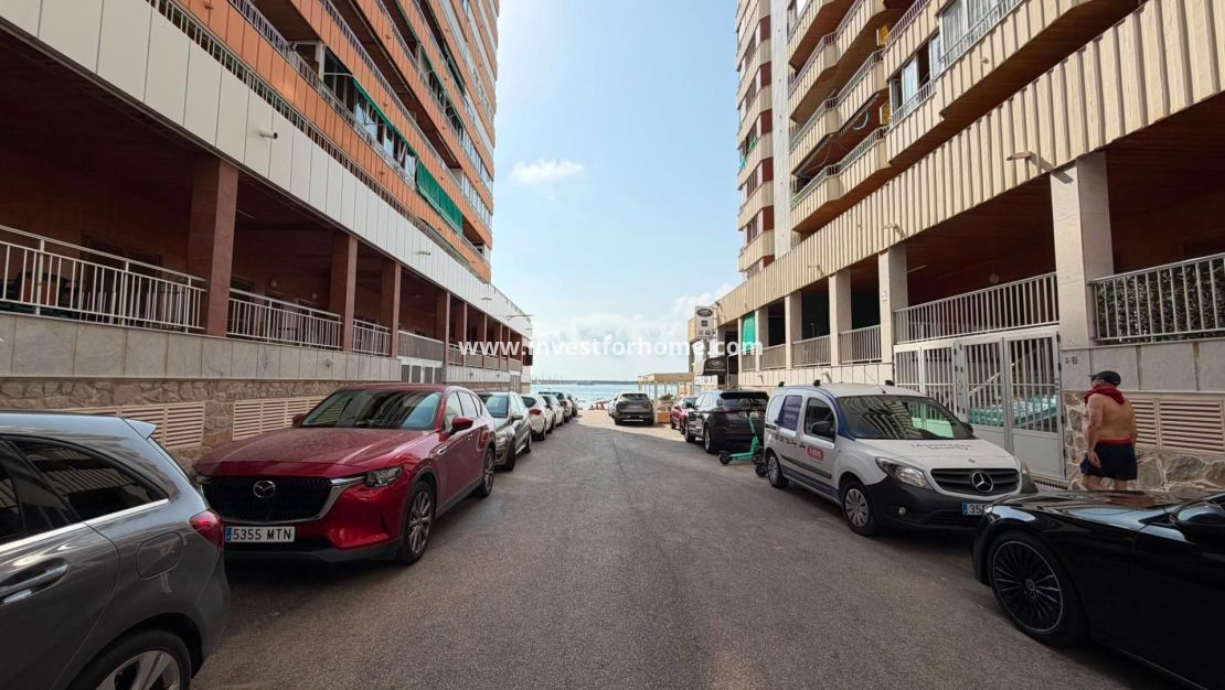 Sale - Apartment - Torrevieja - El Acequión - Los Náufragos