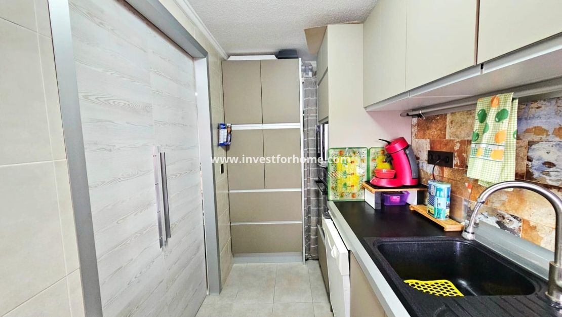 Sale - Apartment - Torrevieja - El Acequión - Los Náufragos