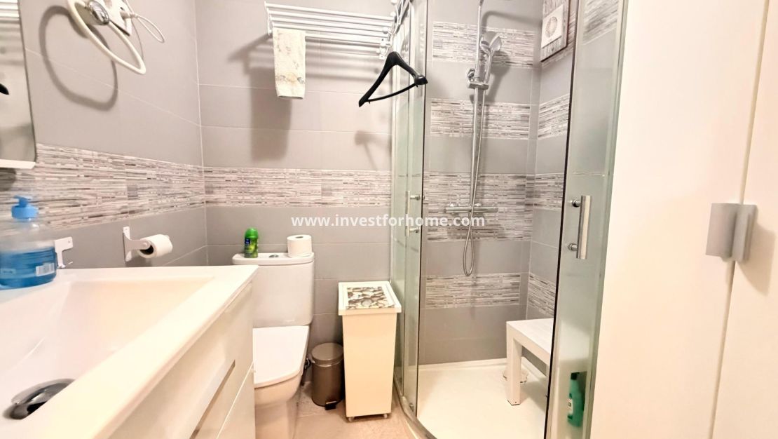 Sale - Apartment - Torrevieja - El Acequión - Los Náufragos
