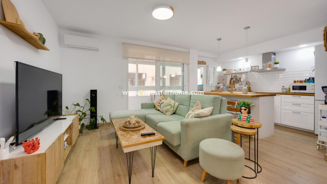 Sale - Apartment - Torrevieja - El Acequión - Los Náufragos