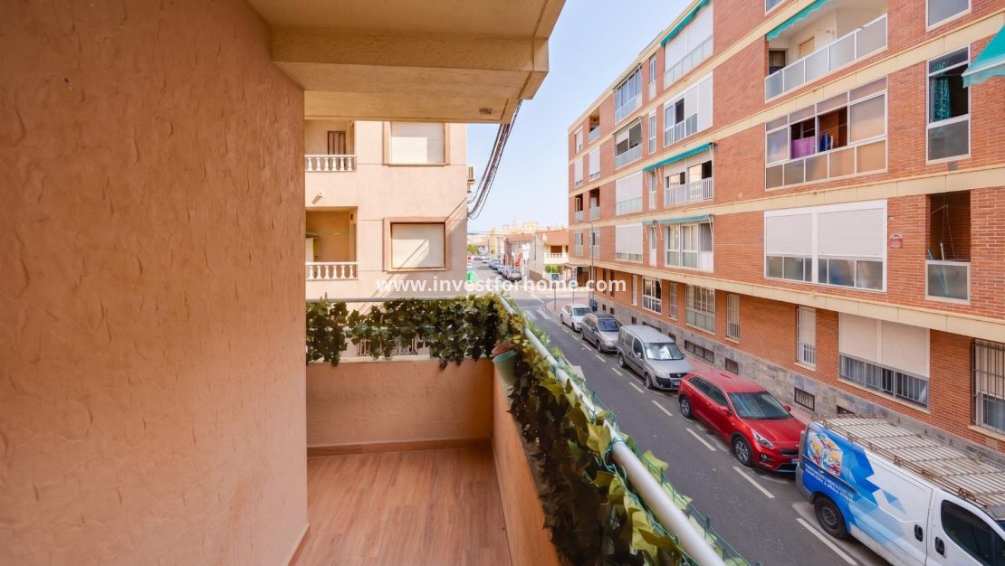 Sale - Apartment - Torrevieja - El Acequión - Los Náufragos