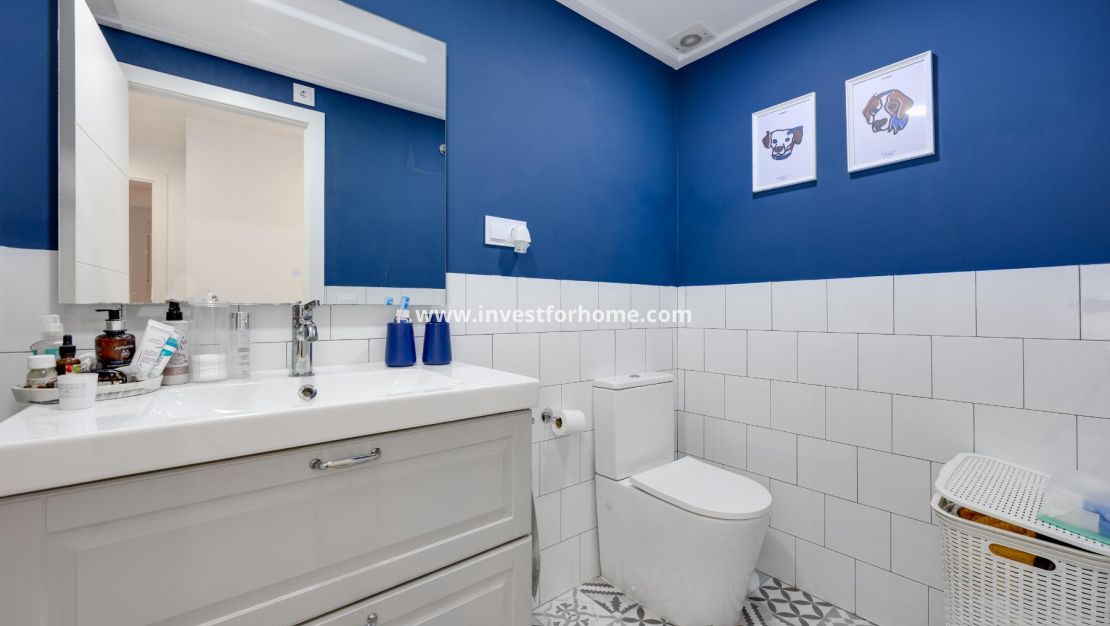 Sale - Apartment - Torrevieja - El Acequión - Los Náufragos