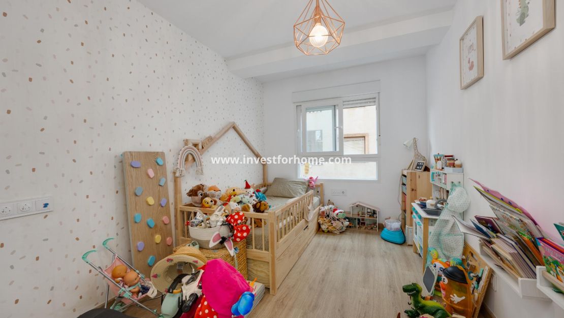 Sale - Apartment - Torrevieja - El Acequión - Los Náufragos