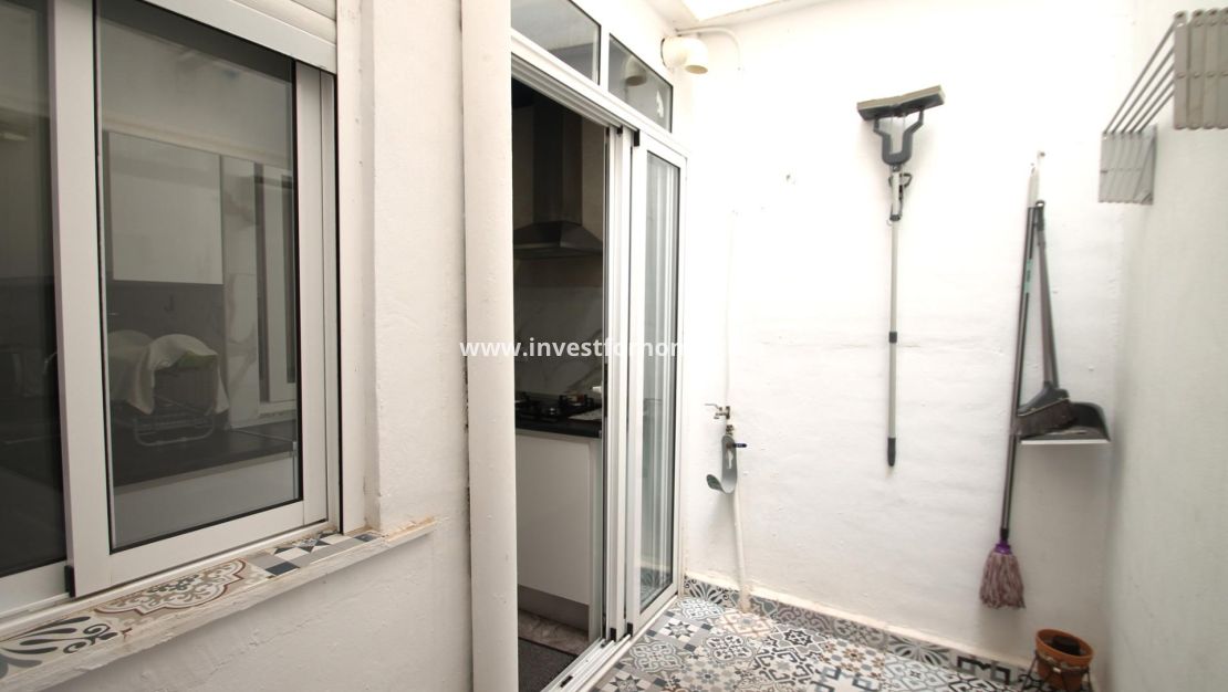 Sale - Apartment - Torrevieja - El Acequión - Los Náufragos