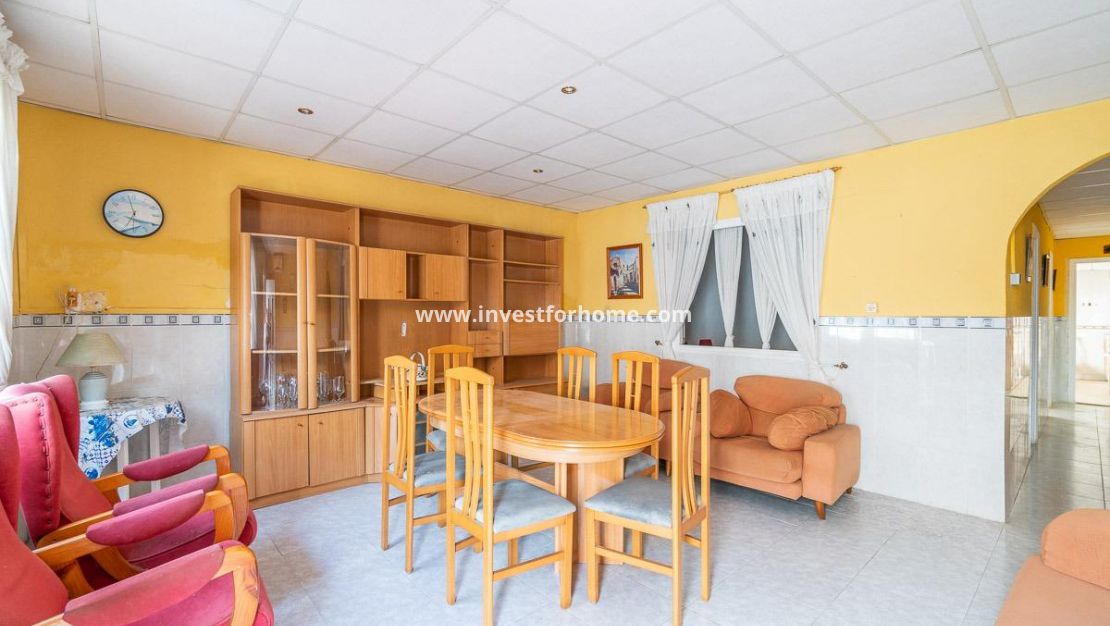 Sale - Apartment - Torrevieja - El Acequión - Los Náufragos