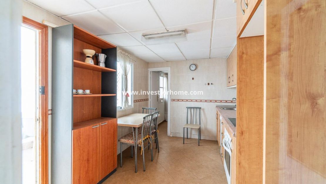 Sale - Apartment - Torrevieja - El Acequión - Los Náufragos