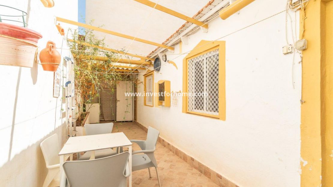 Sale - Apartment - Torrevieja - El Acequión - Los Náufragos