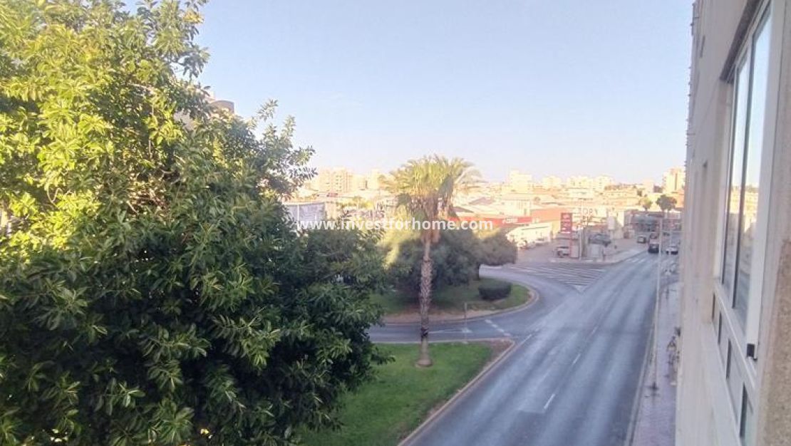 Sale - Apartment - Torrevieja - El Molino