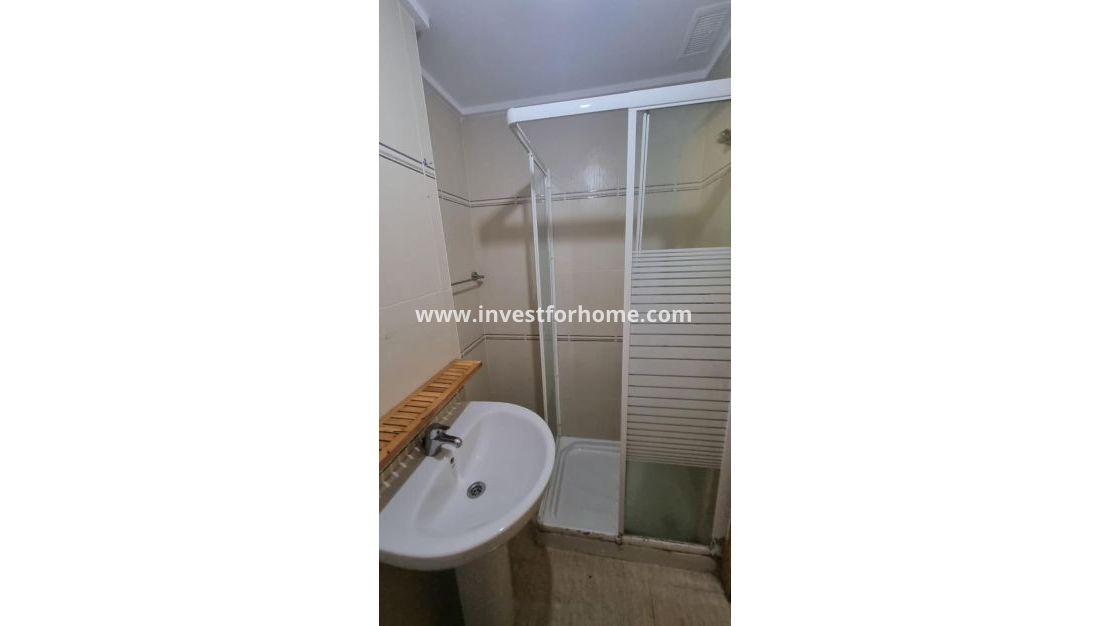 Sale - Apartment - Torrevieja - El Molino
