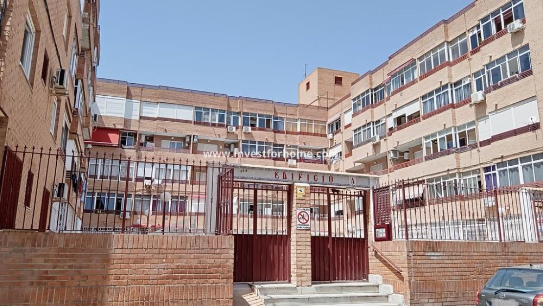 Sale - Apartment - Torrevieja - El Molino