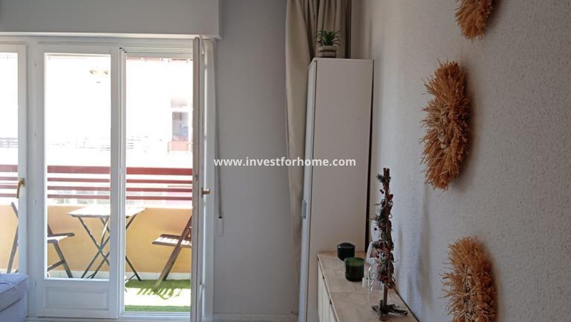 Sale - Apartment - Torrevieja - El Molino