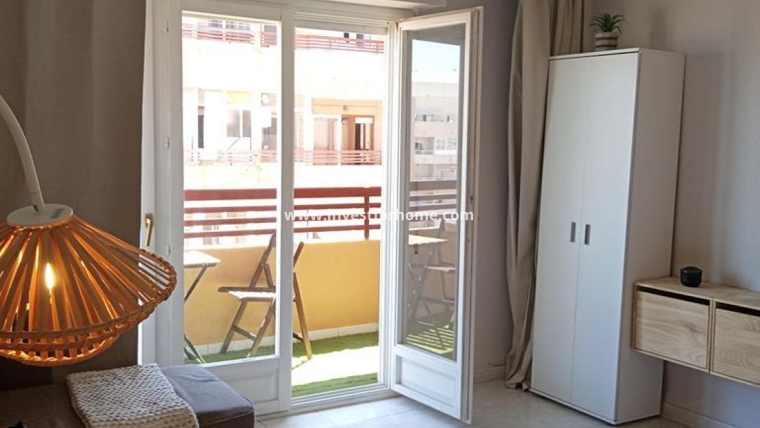 Sale - Apartment - Torrevieja - El Molino