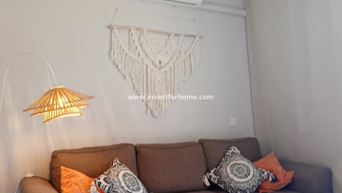 Sale - Apartment - Torrevieja - El Molino